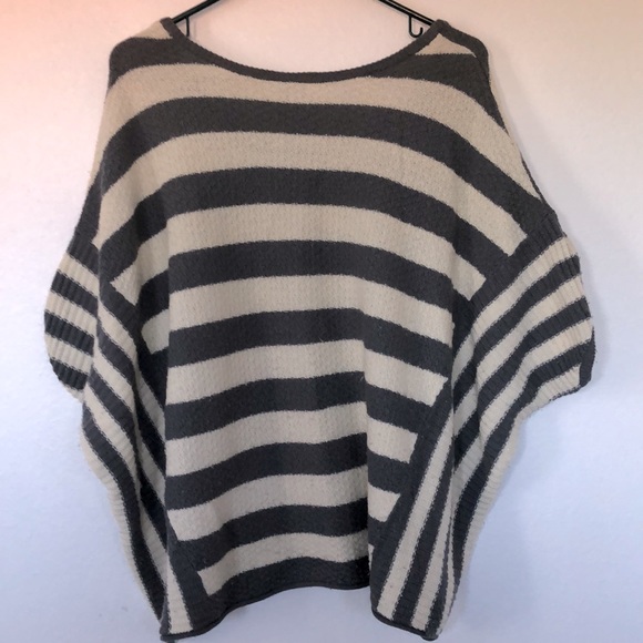 Free People Sweater - Picture 3 of 3